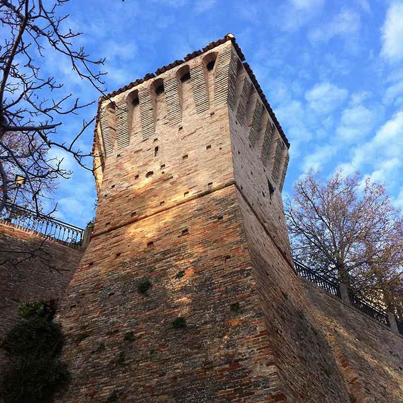 Scopri Montegridolfo insieme alla tua famiglia